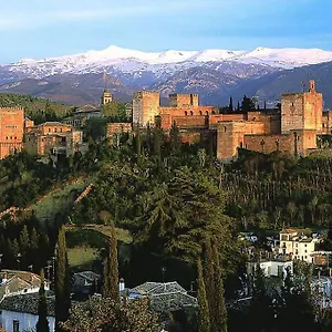 atico-con-vistas-a-sierra-nevada.es-andalucia.com/